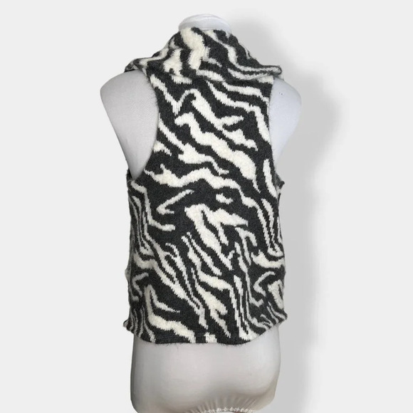Rory Beca Zebra Print Black and White Sweater Vest S - Picture 3 of 5